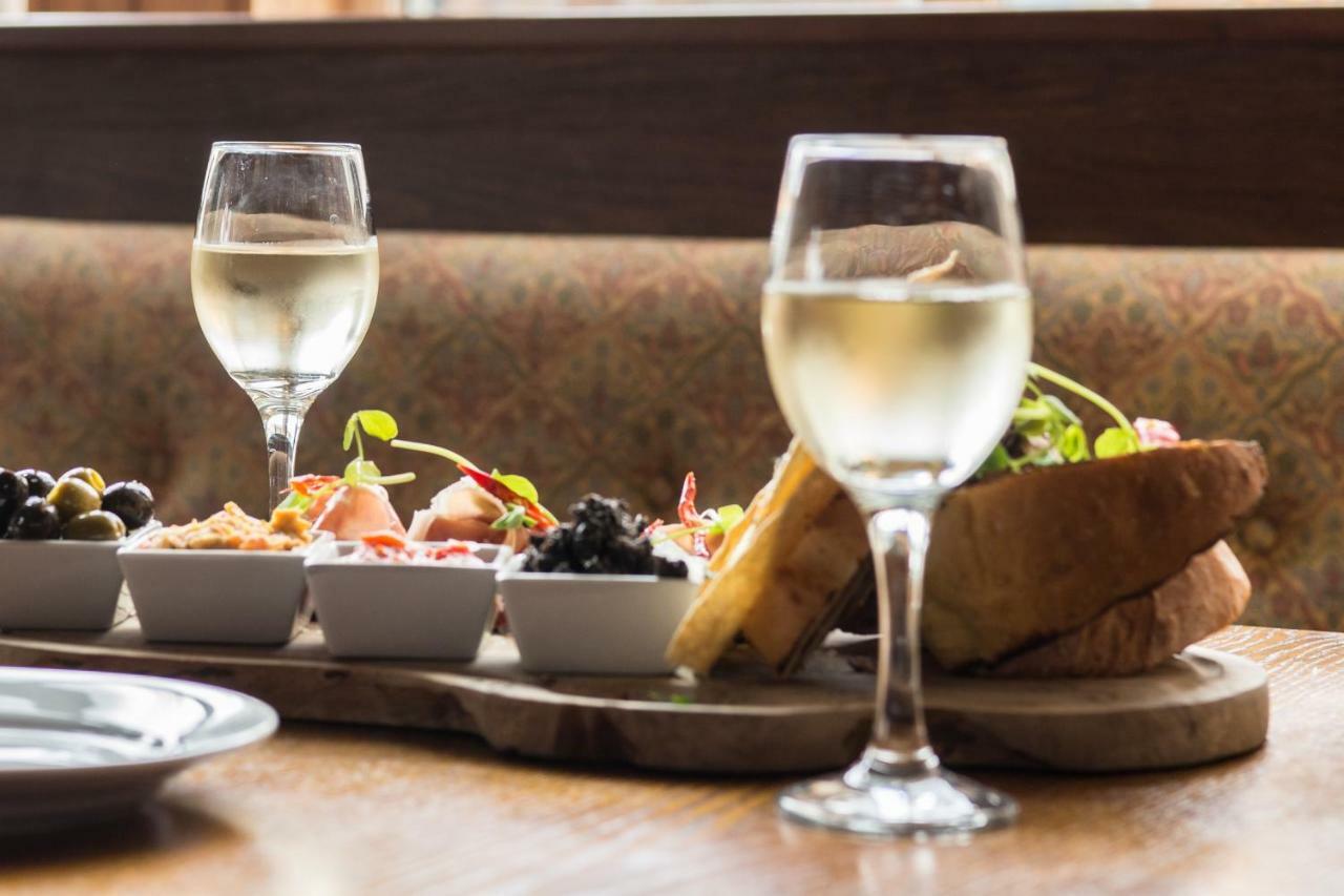 The Ambleside Inn - The Inn Collection Group 외부 사진